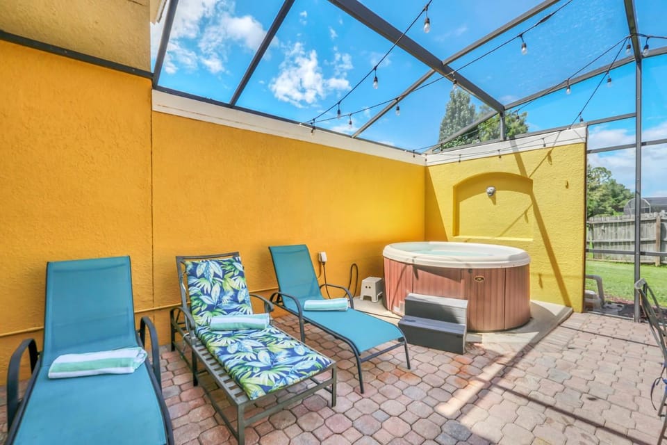 Family Oasis Cozy Retreat with Bunk Room House in Kissimmee