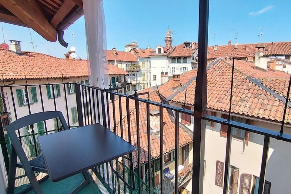 Centro Storico - Casa con Wifi e Parcheggio a 100m Apartment in Piedmont