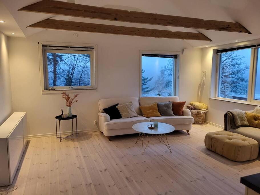 Cheerful villa with indoor fireplace Villa in Västra Götaland County