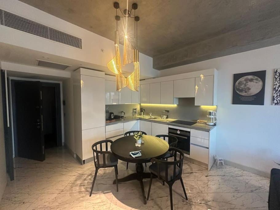 Cozy luxury apt in Sinpas queen Apartment in Istanbul