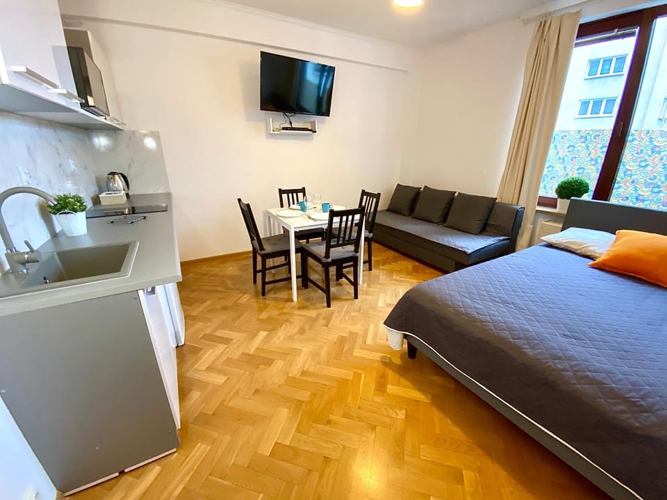 Kitchen or kitchenette, Photo of the whole room