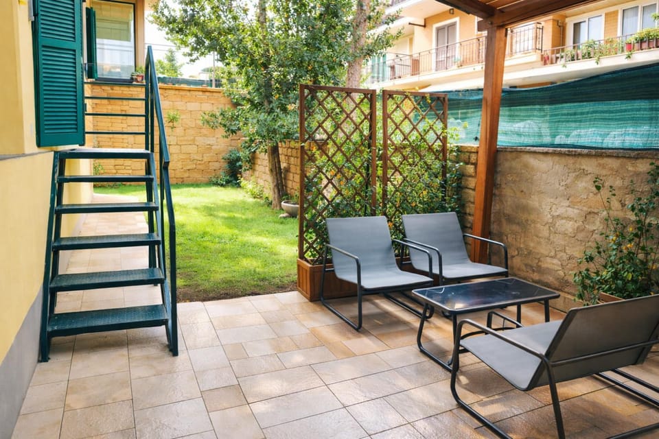 Spring, Day, Garden, View (from property/room), Balcony/Terrace, Garden view