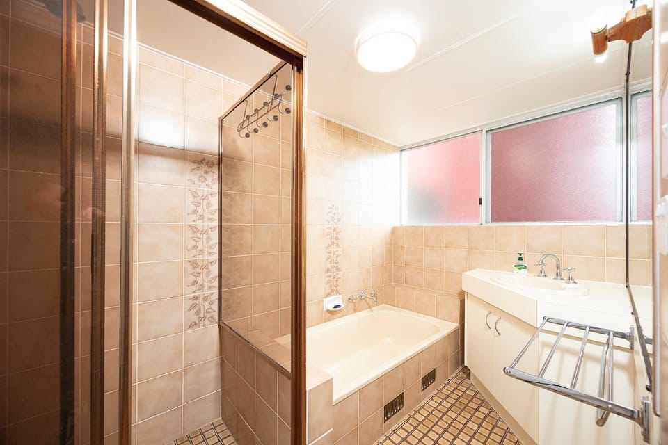 Shower, Bathroom, Bath