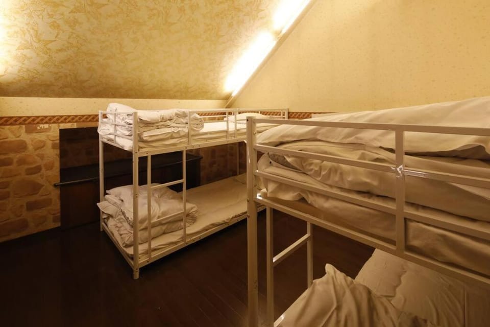 Bed, Bedroom, bunk bed