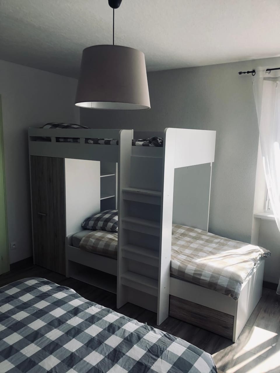 bunk bed