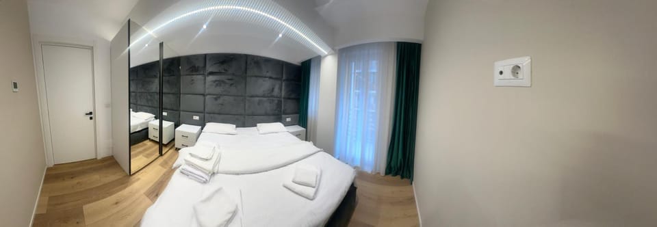 Apart Hotel London Residence Center Apartment in Romania