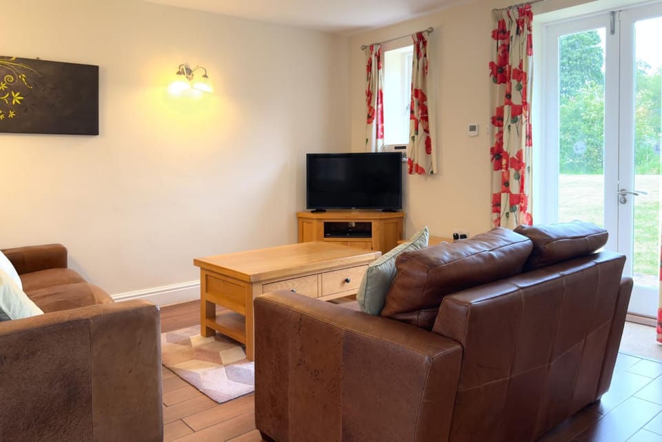 TV and multimedia, Seating area
