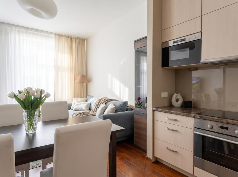 Kitchen or kitchenette, Living room, Seating area, Dining area, dishwasher, minibar, oven, pet friendly, stove