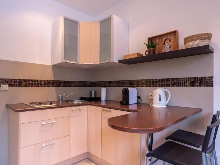 Apartament typu Studio KAMYKÓWKA w sąsiedztwie gór i lasów Piechowice Apartment in Lower Silesian Voivodeship