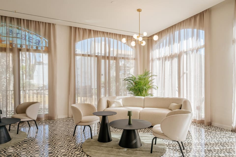 Lobby or reception, Seating area