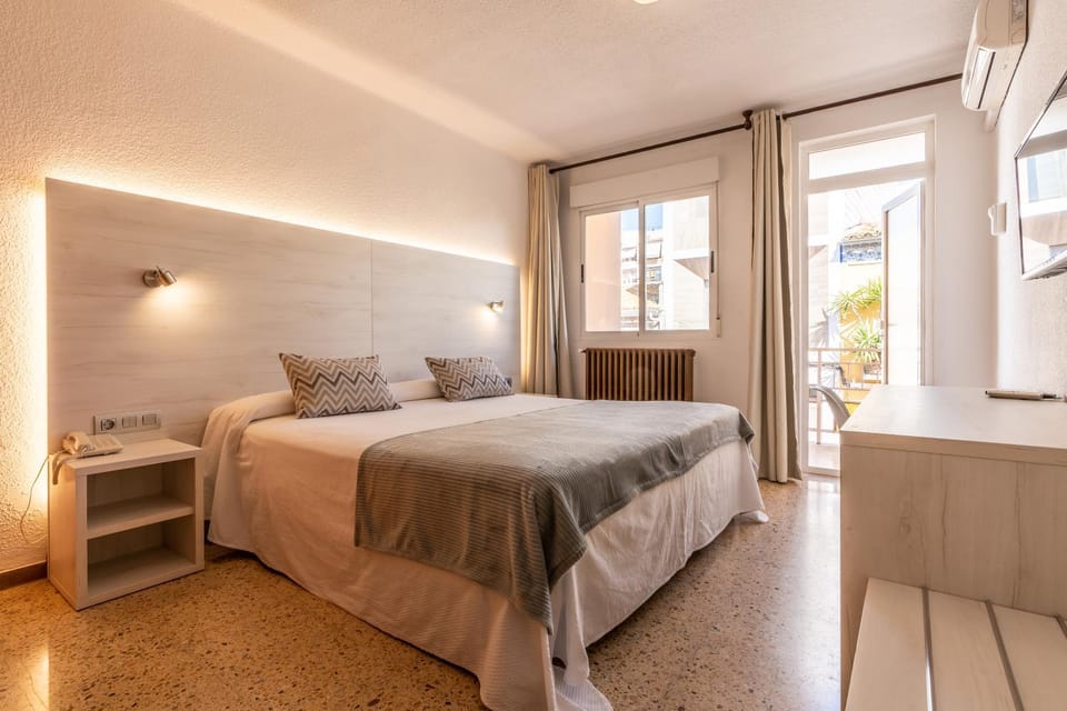 Eco Avenida Hotel & Parking Hotel in Benicàssim