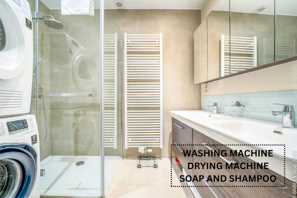 Shower, Bathroom, washing machine, dryer