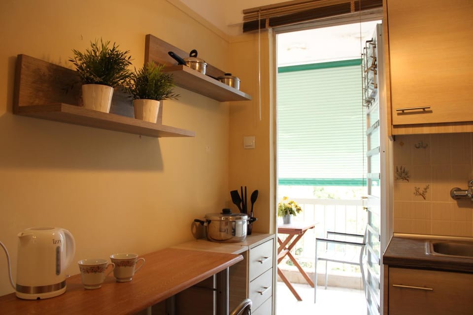 Coffee/tea facilities, Kitchen or kitchenette