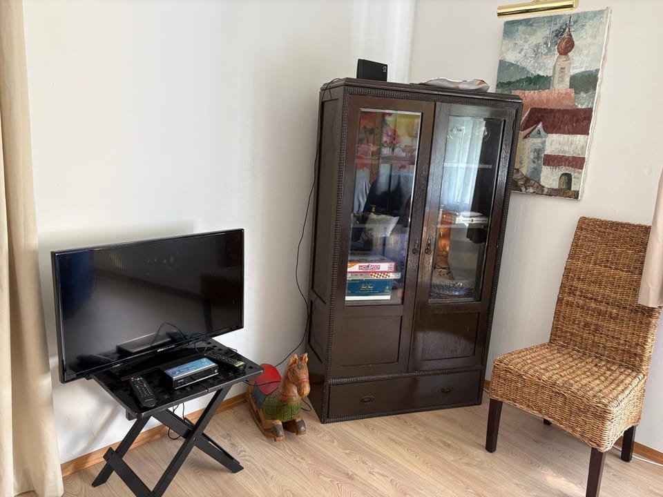Living room, Evening entertainment