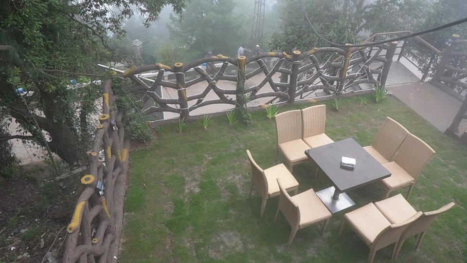 Seating area