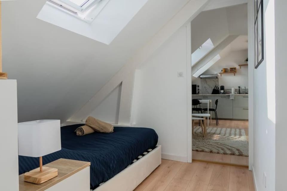 Suite Sous Velux T2 Apartment in Saint-Nazaire