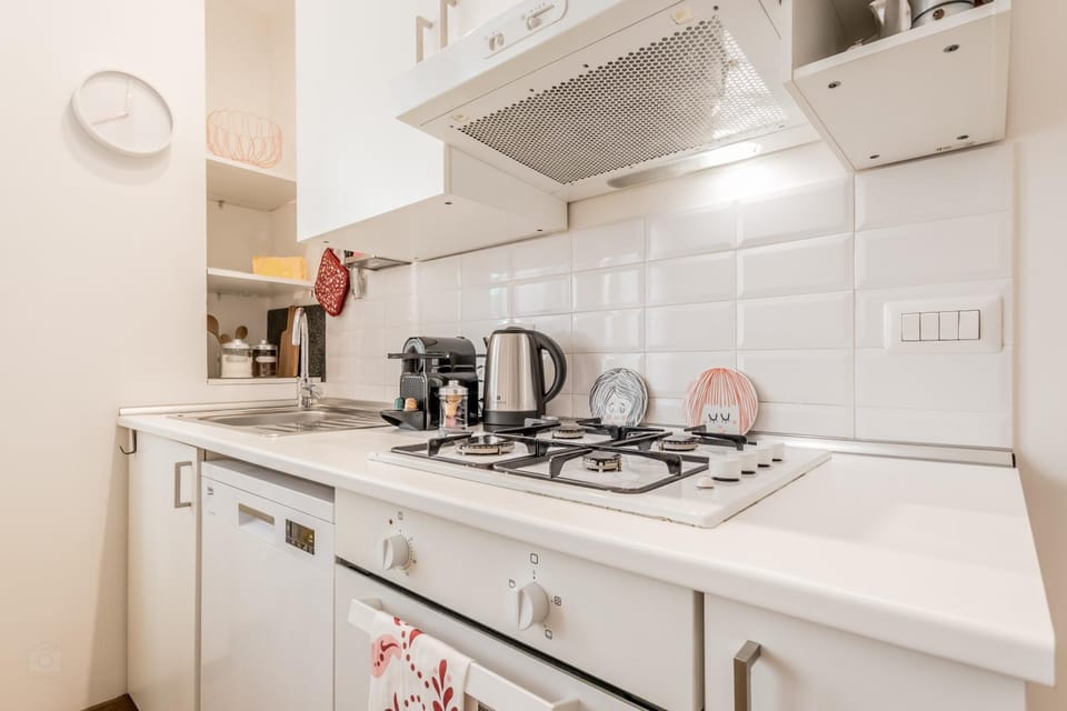 Coffee/tea facilities, Kitchen or kitchenette, dishwasher