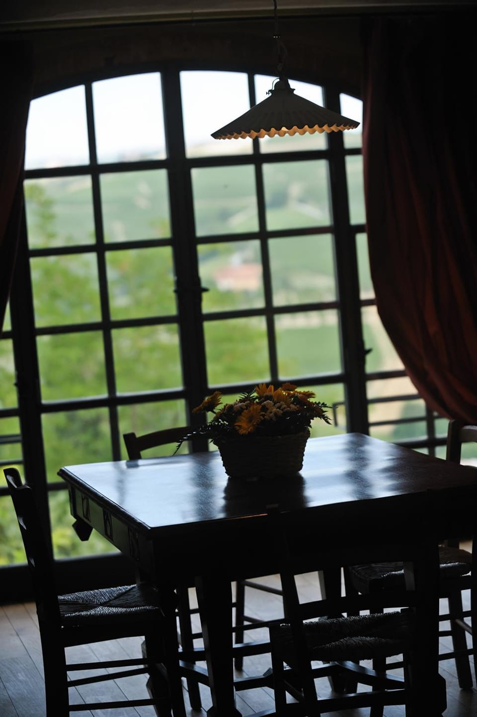 Decorative detail, Dining area