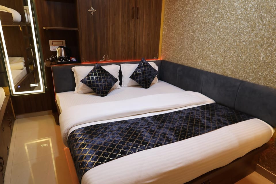 Mahant Ji Residency Bed and Breakfast in Varanasi