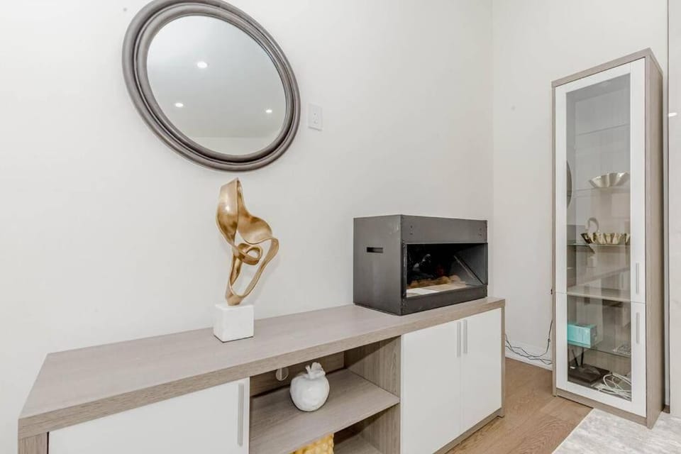 Decorative detail, older children