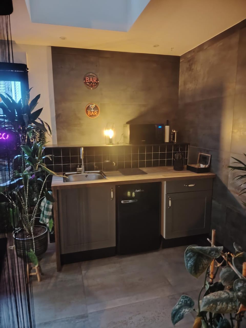 Kitchen or kitchenette