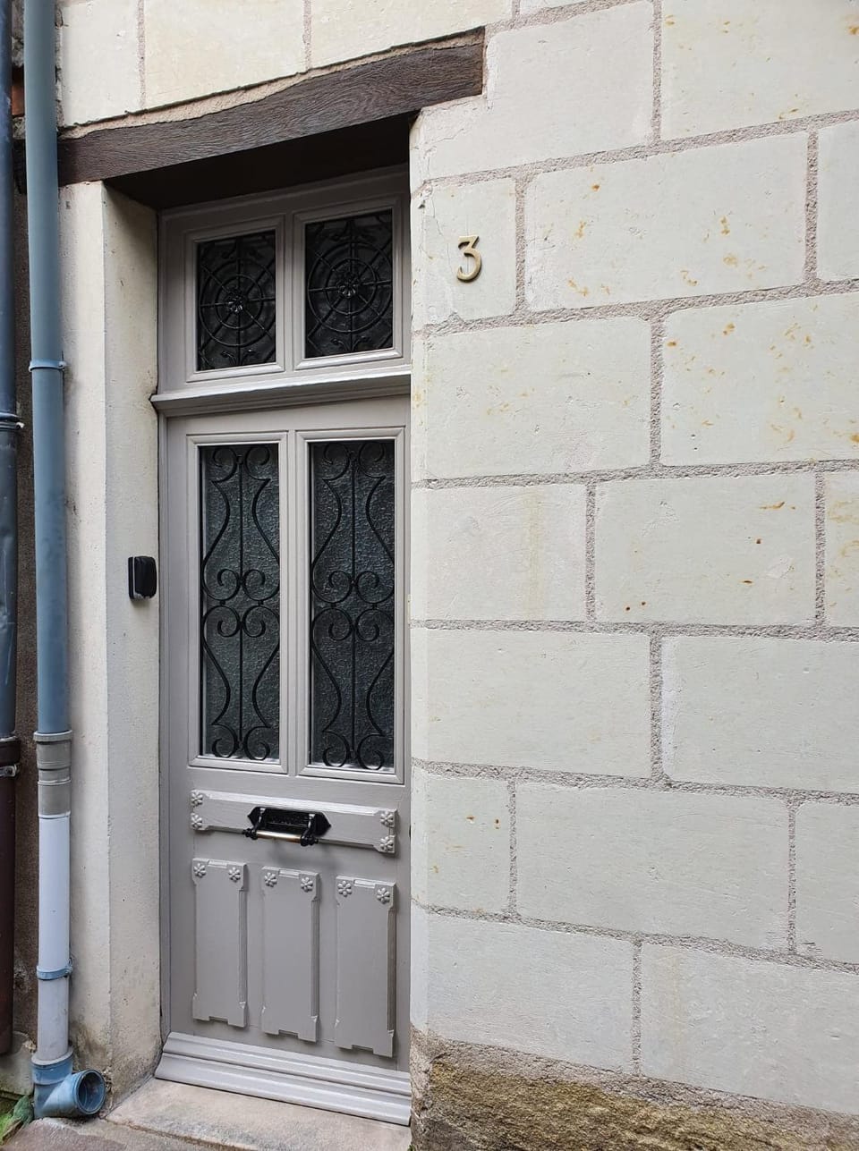 AU COEUR De LA CITE MÉDIÉVALE Apartment in Centre-Val de Loire