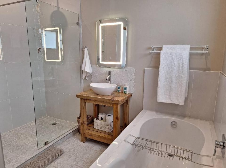 Shower, Bathroom, Bath, towels
