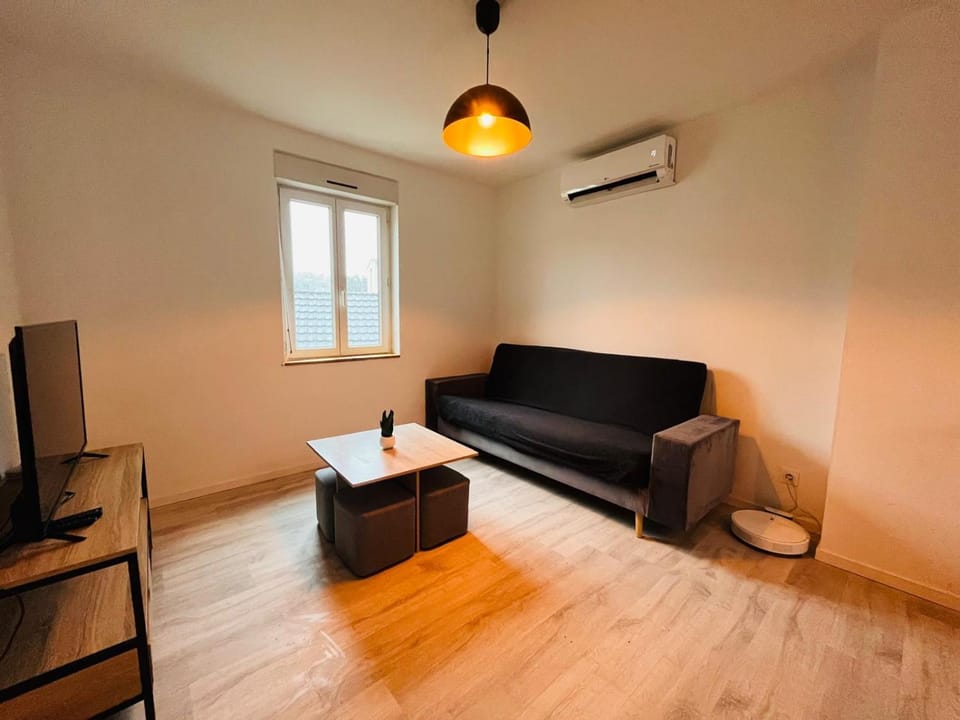 Jolis logements brivistes 3 Apartment in Nouvelle-Aquitaine