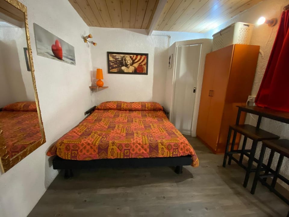 Mini House centro storico Duomo di Pavia House in Lombardy