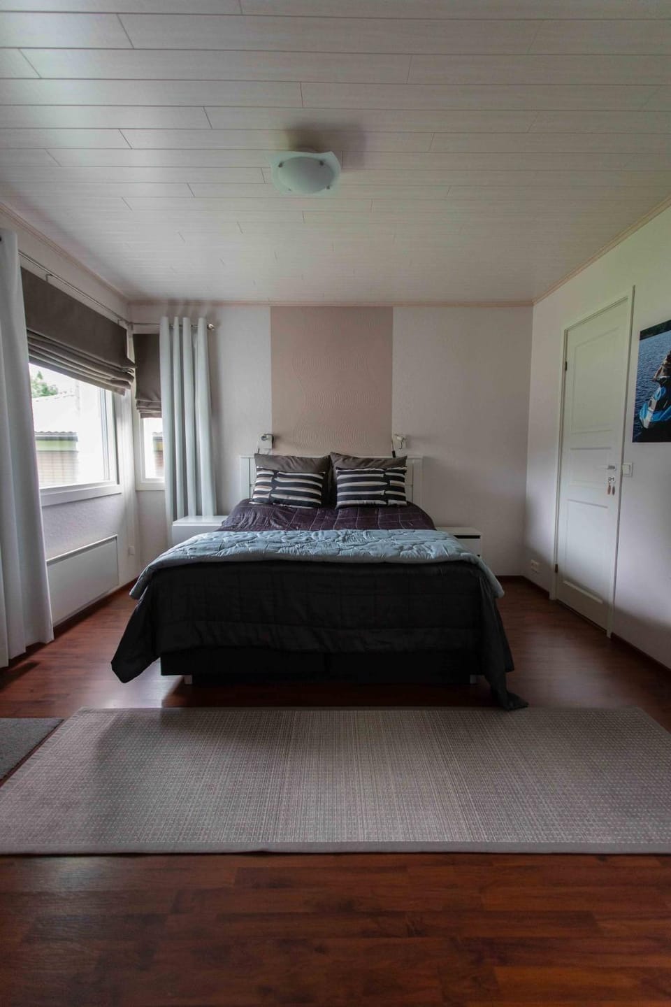 TV and multimedia, Photo of the whole room