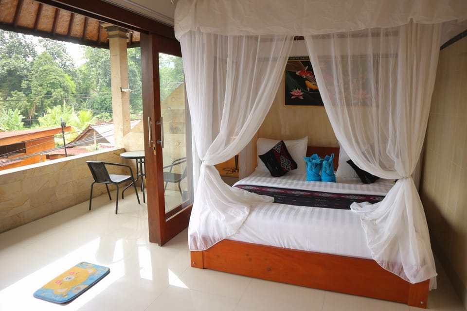 Bed, View (from property/room), Balcony/Terrace, Photo of the whole room, Bedroom