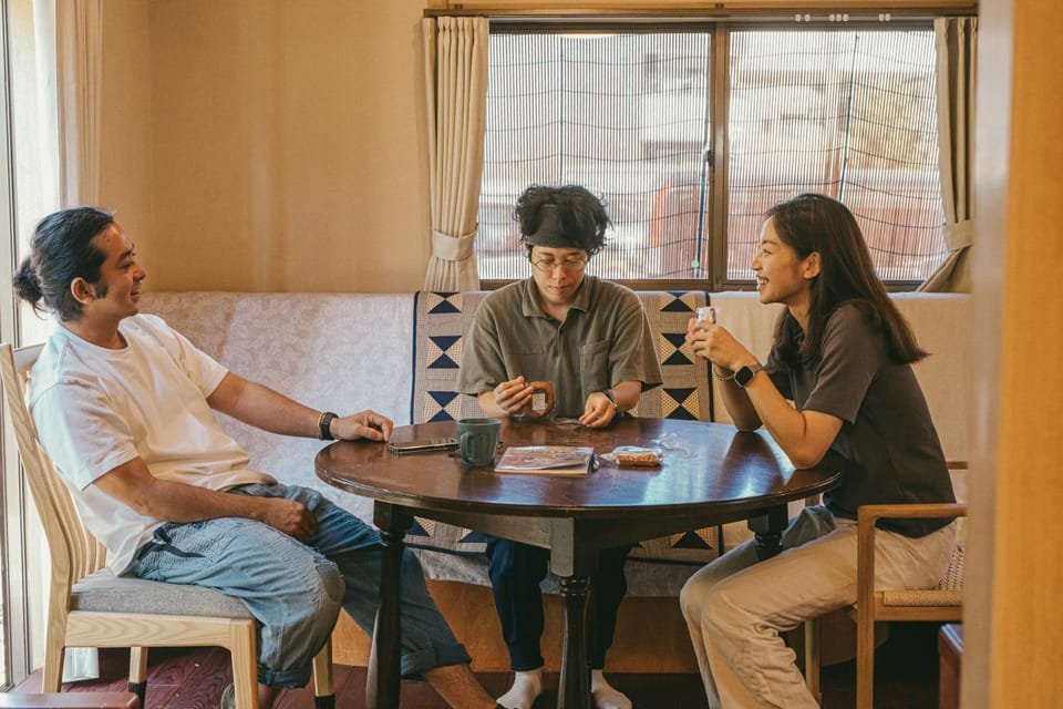 People, Living room