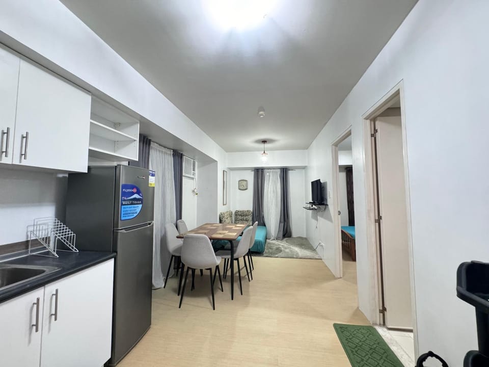 Luxanos Condo Place- Avida Tower, IT Park Apartment in Lapu-Lapu City
