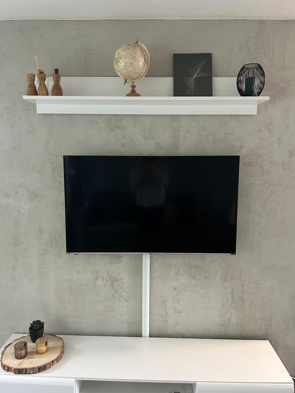 TV and multimedia, Living room, Decorative detail