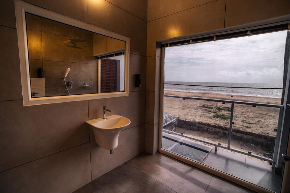 Natural landscape, Bathroom, Sea view