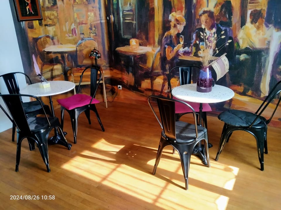 Lounge or bar