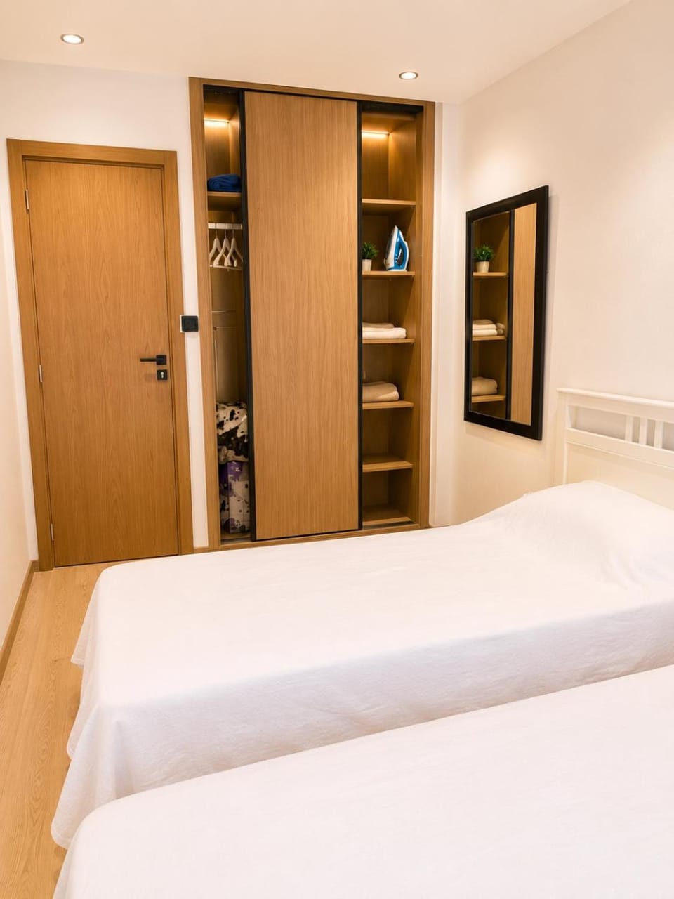 Bed, Bedroom, wardrobe