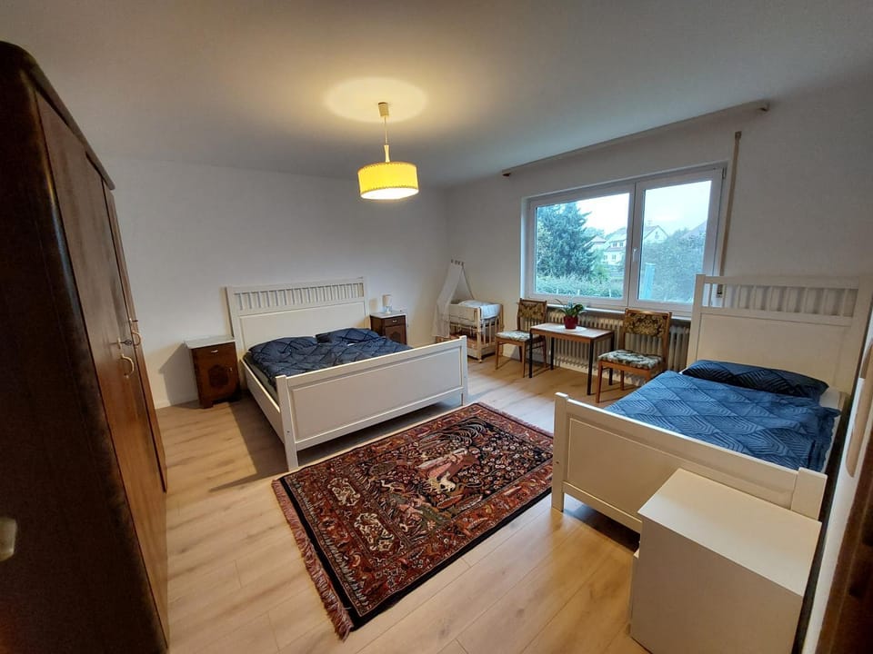 Bed, Photo of the whole room, Seating area, Bedroom