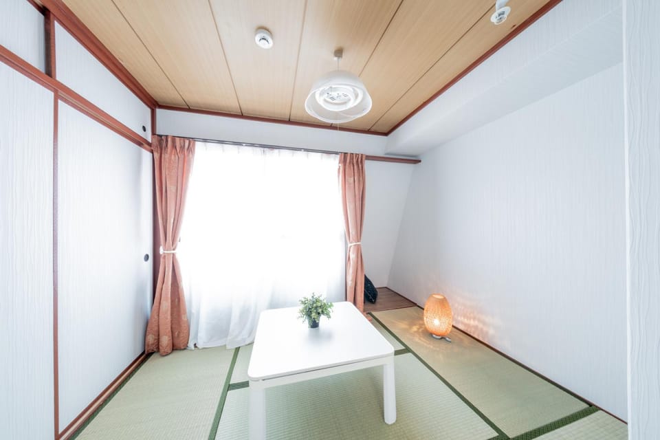 Yoshidokulnn3 Near World USJOceanarium History Museum Umeda Namba Shisaibashibeside 吉德旅館3 心斎橋-難波-梅田-本町駅-USJ海遊館大阪城公園乗り換えなし Apartment in Osaka