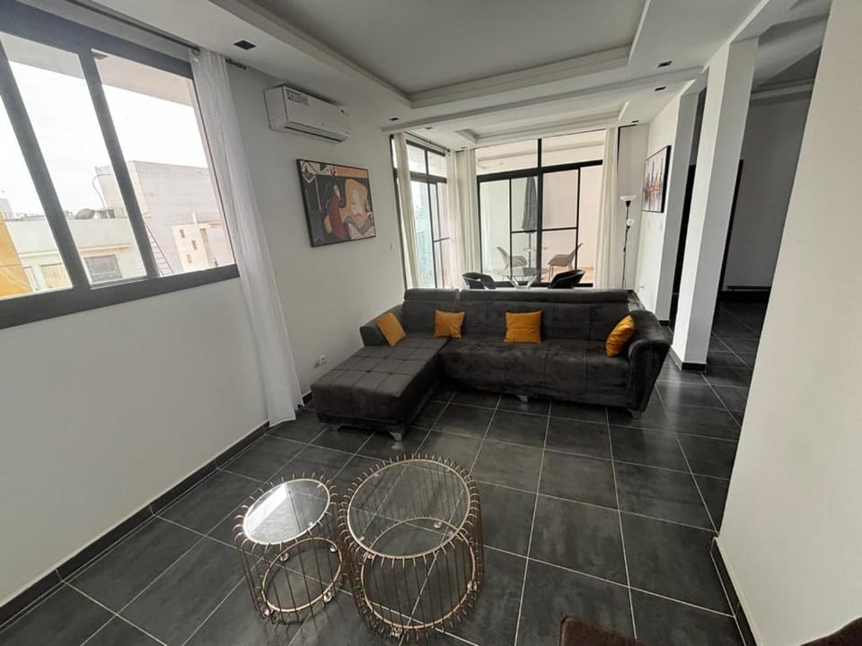 Mermoz Keur Gorgui Penthouse Modern Cosy Wifi HD DPL5B Apartment in Dakar