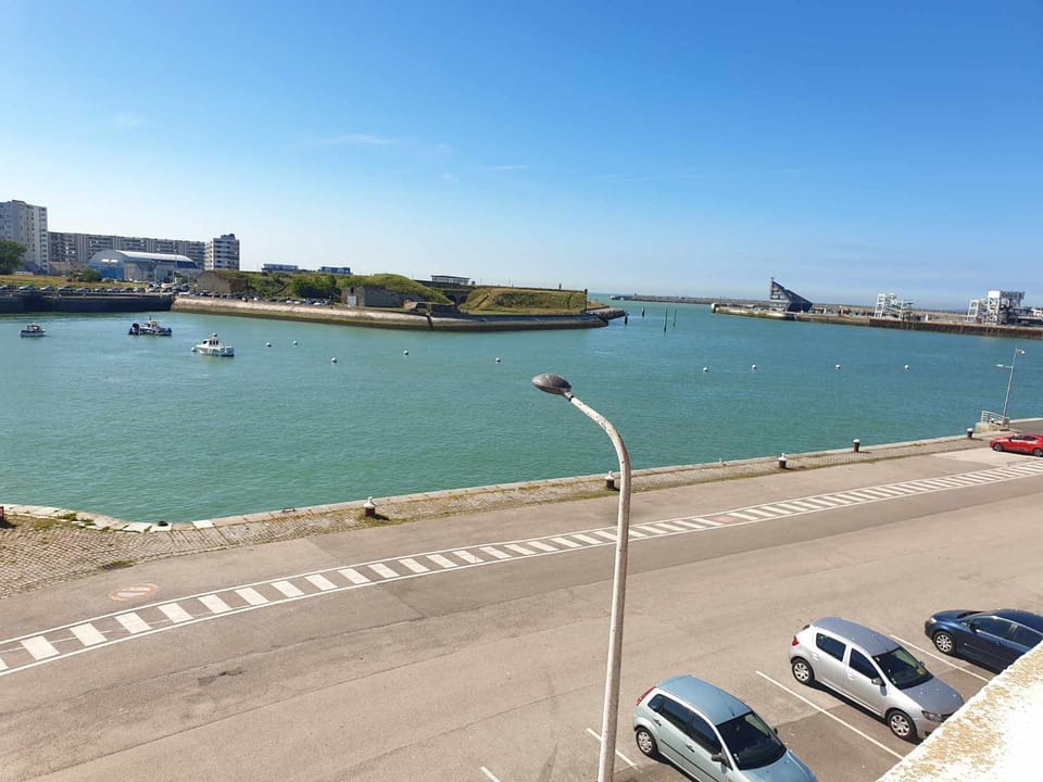 Studio La Matelote Apartment in Calais