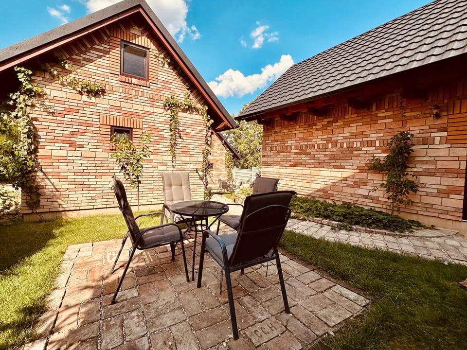 Property building, Garden, Garden view