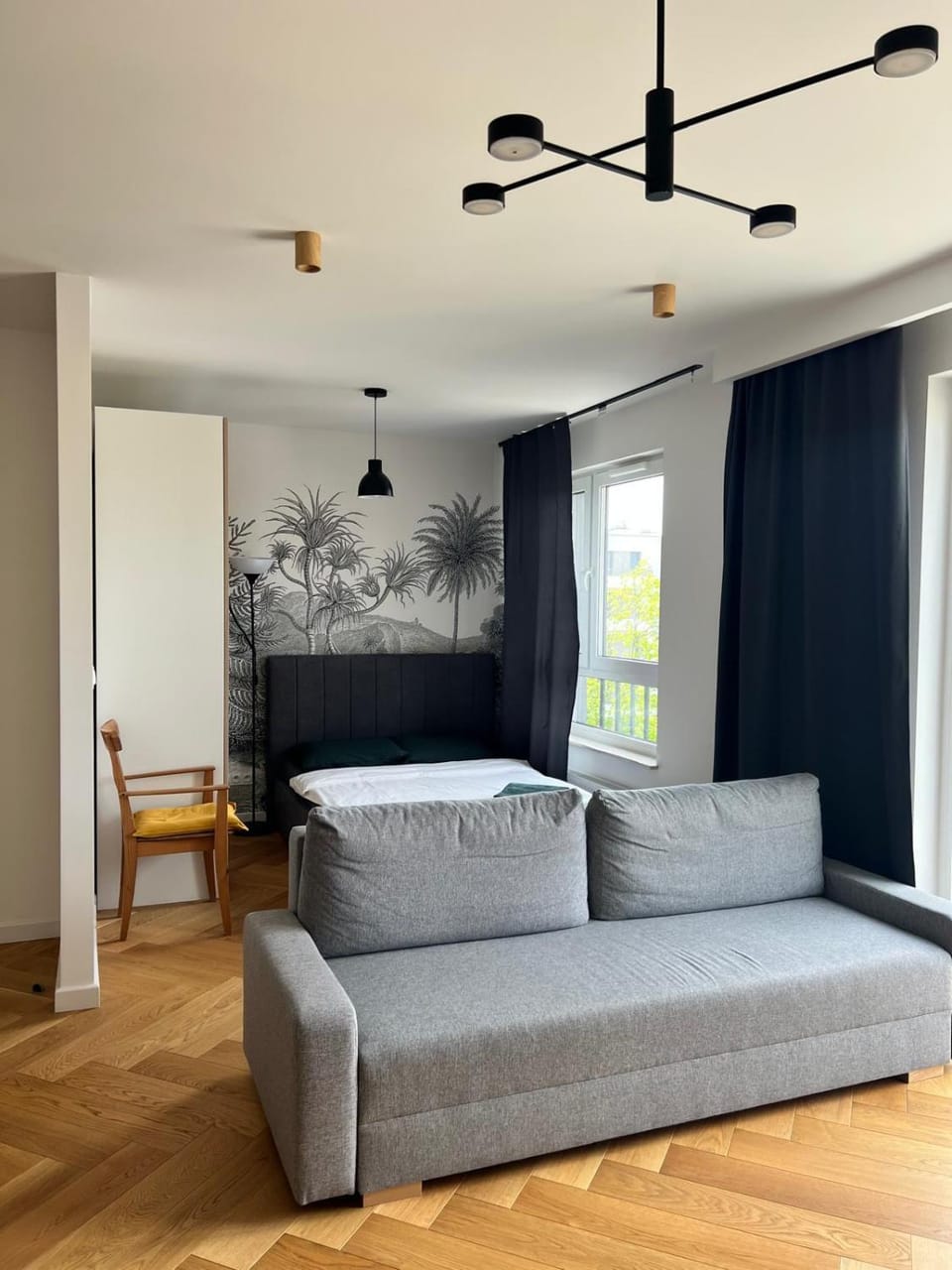 Bed, Living room, Photo of the whole room, Bedroom