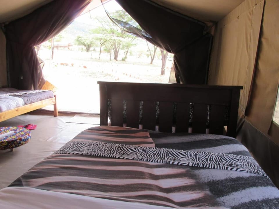 Giraff maasai mara home stay&safaris Bed and Breakfast in Kenya