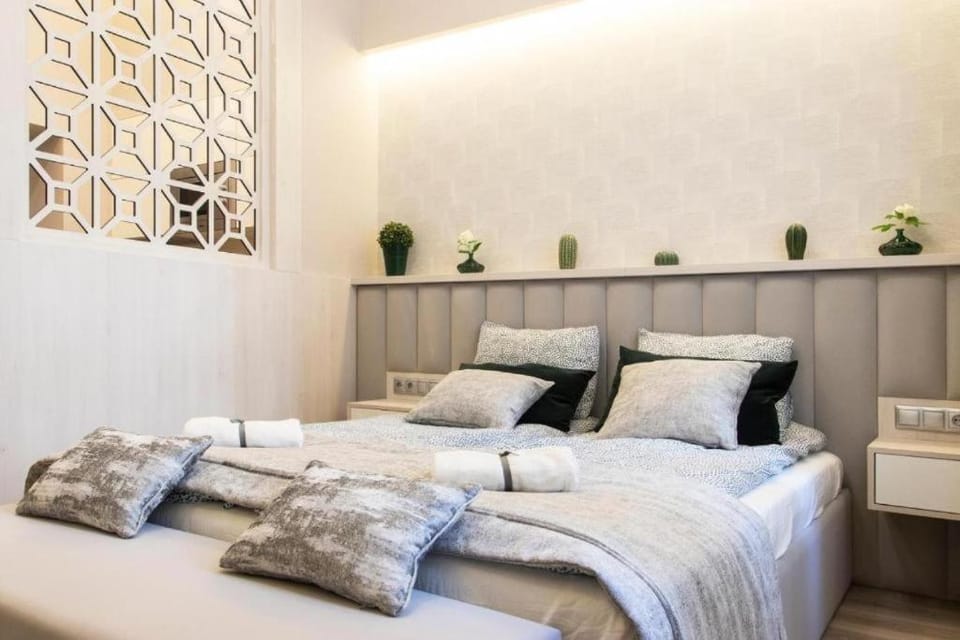 Révay 20 Suites by Corall Apartment in Budapest