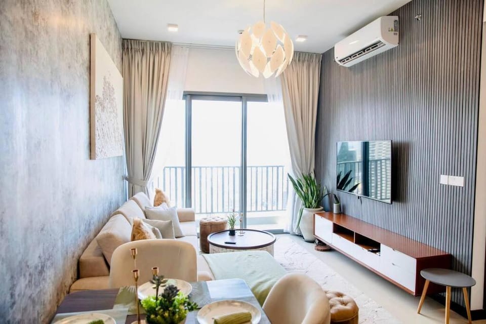 Communal lounge/ TV room, TV and multimedia, Living room, Seating area, Evening entertainment, air conditioner