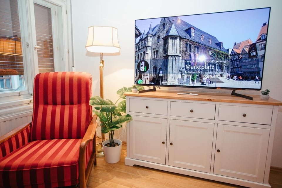 TV and multimedia, Seating area