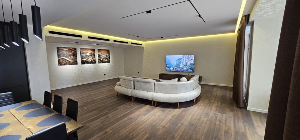 TV and multimedia, Living room, Seating area