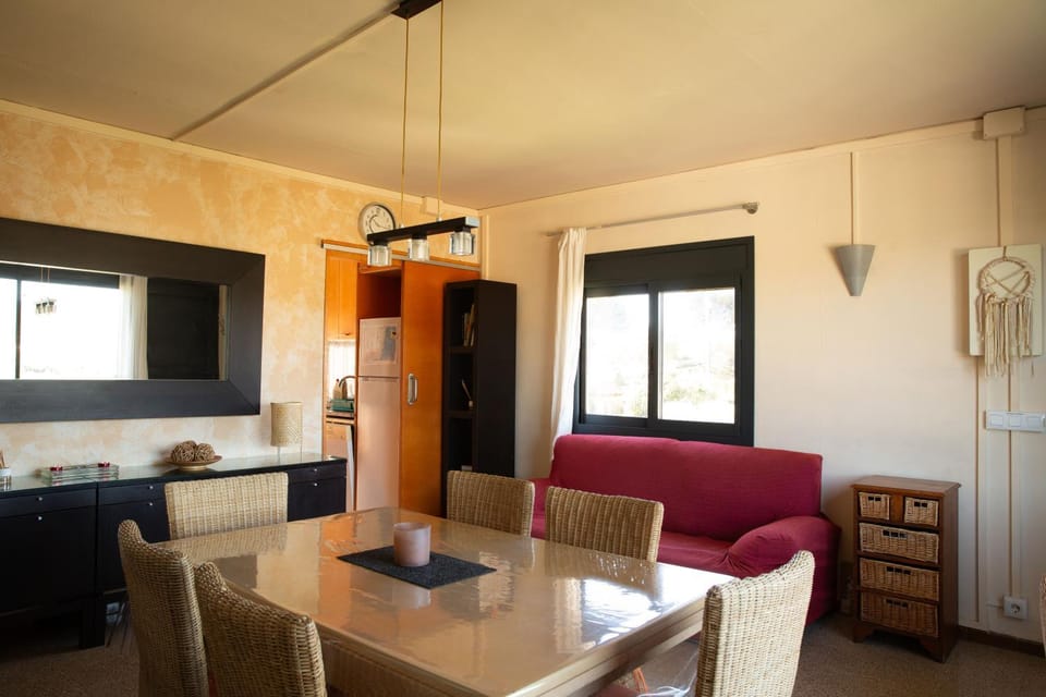 TV and multimedia, Living room, Dining area