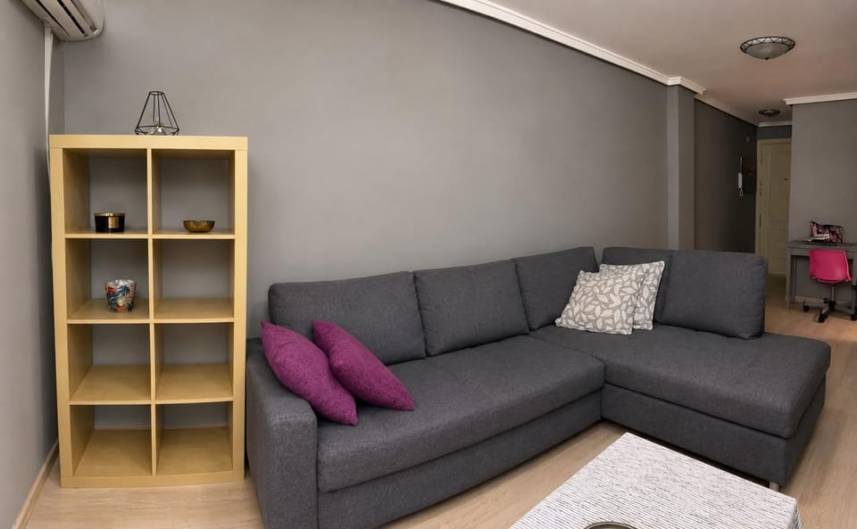 Apartamento con piscina, wi-fi, balcon a solo 2 minutos de la playa Apartment in Torrevieja